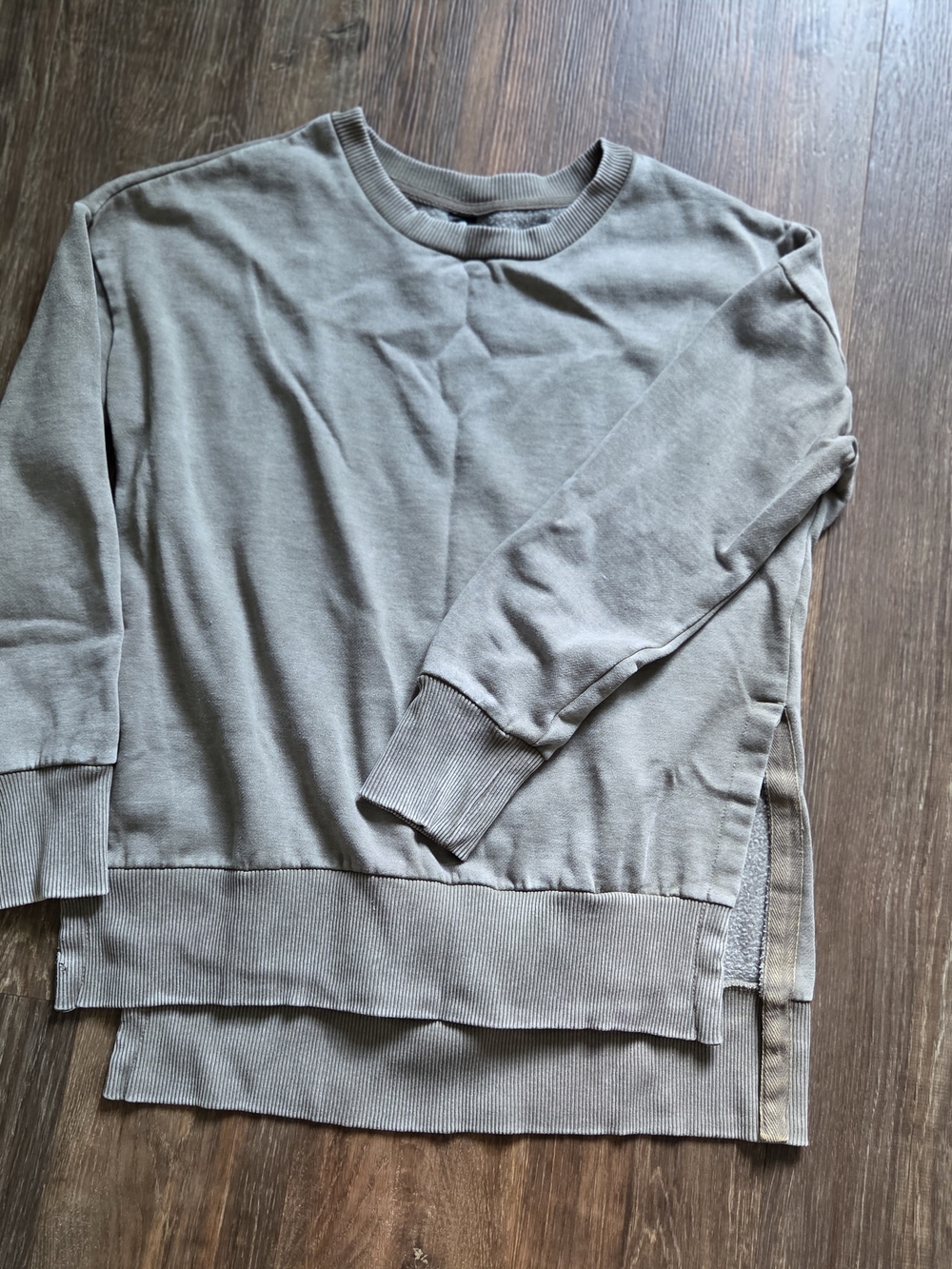 Velocity Women's Crewneck Sweatshirt in Taupe Gray with Side Slits